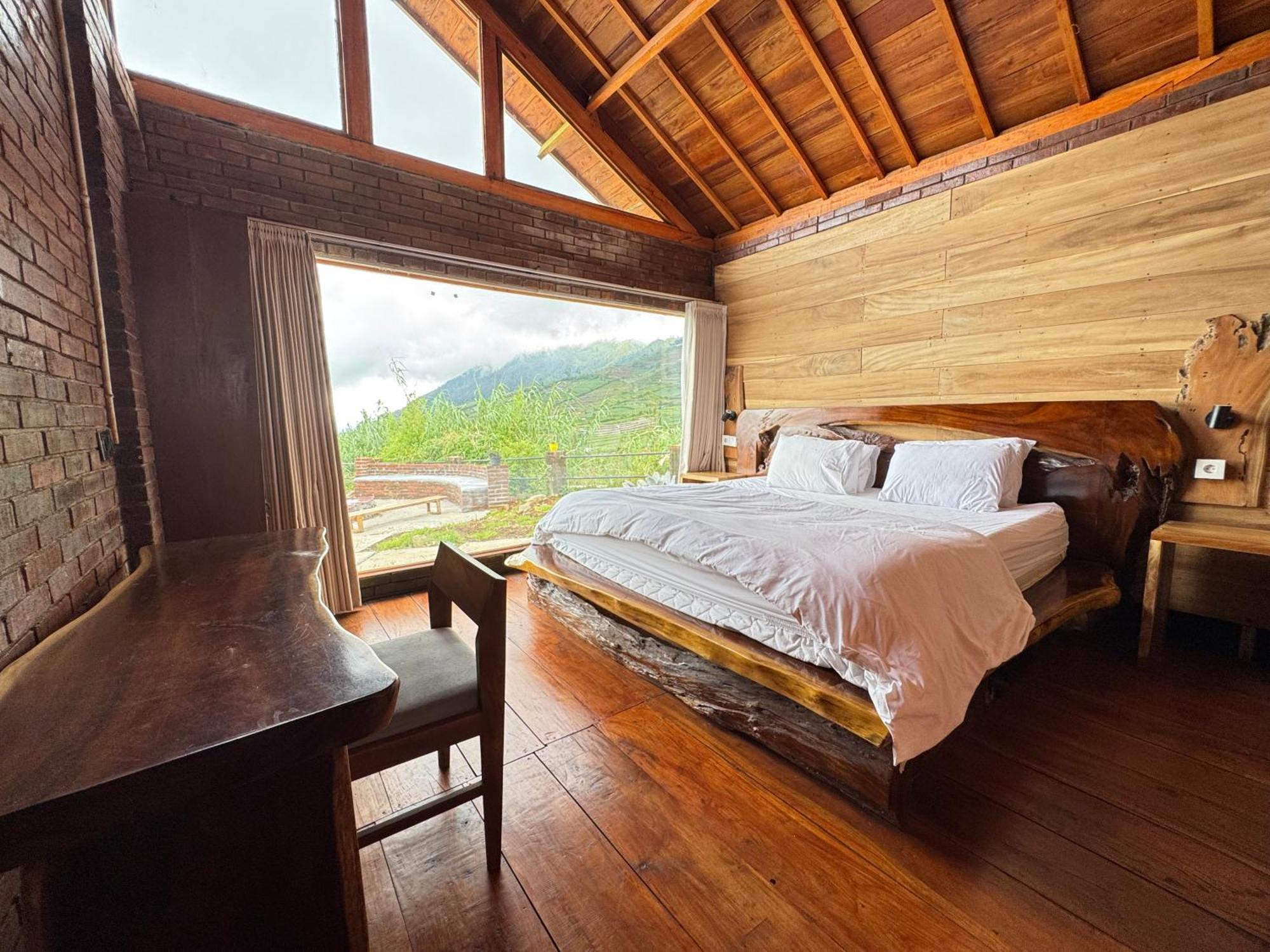 Jolotundo Lodge Banjarnegara Εξωτερικό φωτογραφία