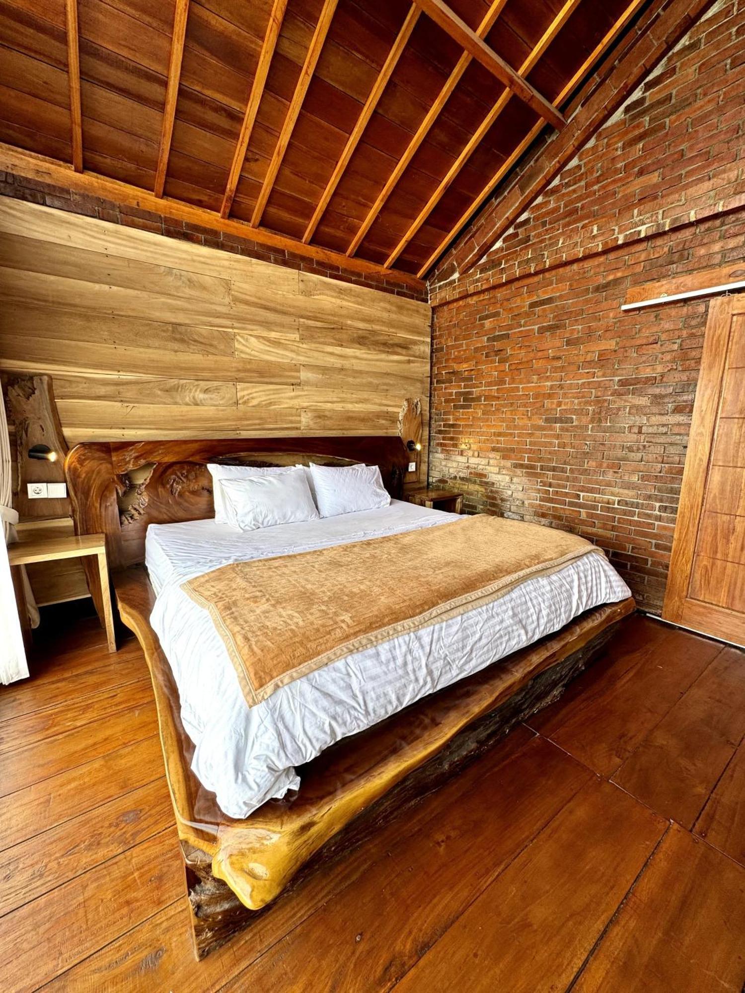 Jolotundo Lodge Banjarnegara Εξωτερικό φωτογραφία
